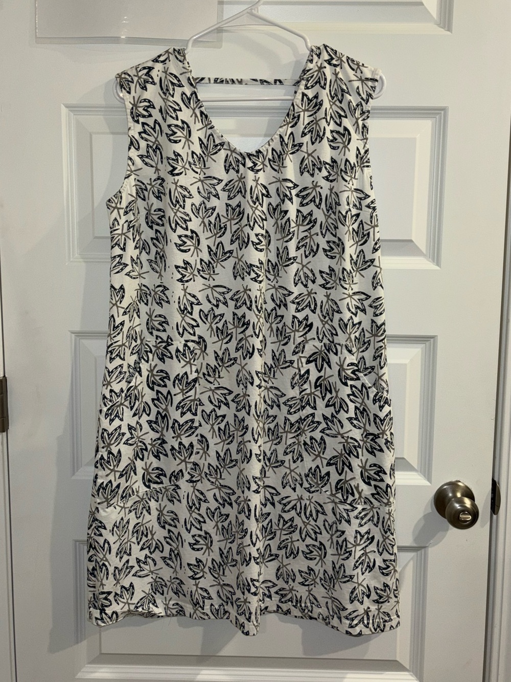 Passion Lilie Women’s XL Cotton Leaf Print Dress With Pockets